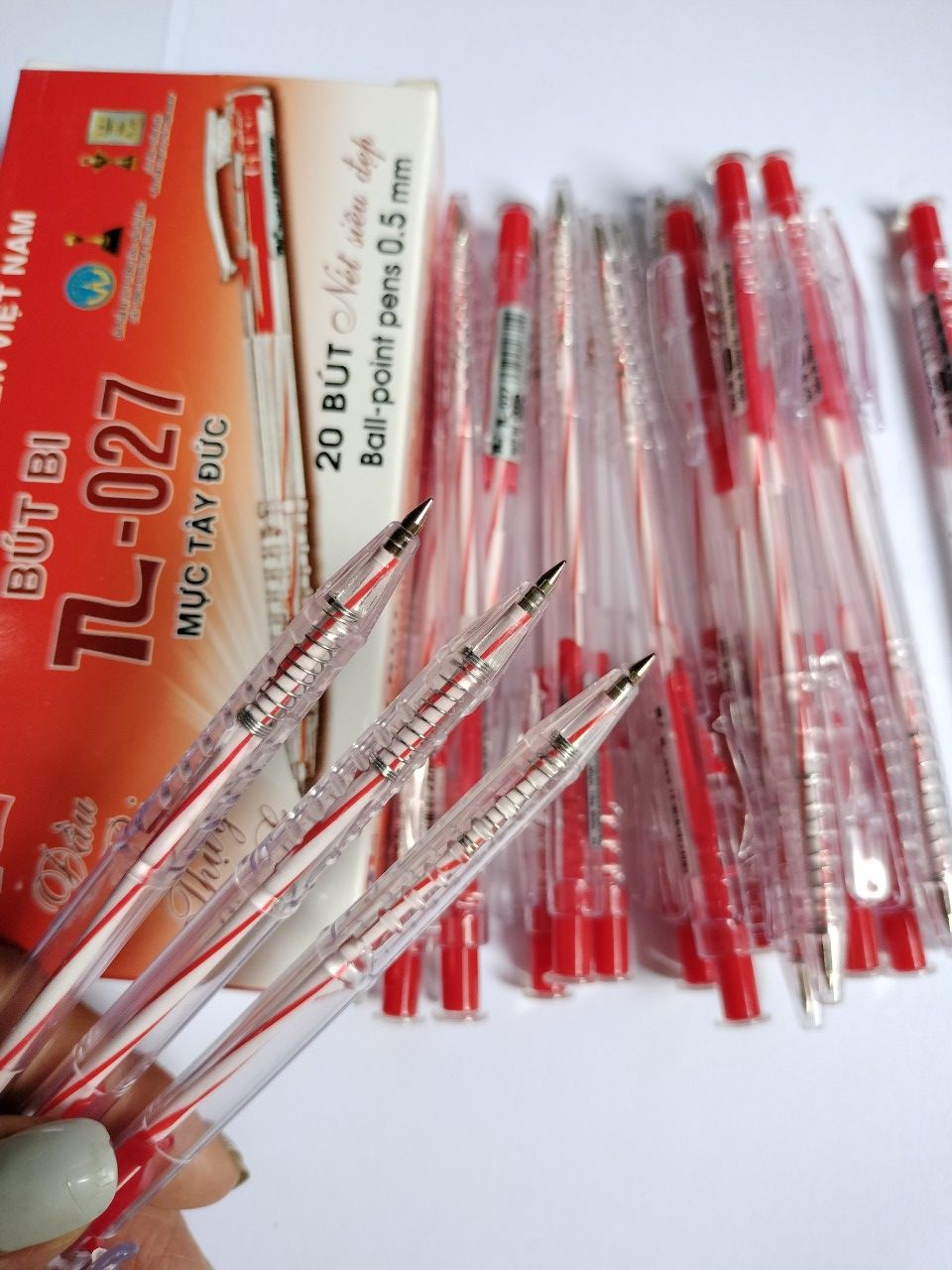 Hộp 20 cây bút bi 0.5 mm thiên lộc tl-027 - mực đỏ