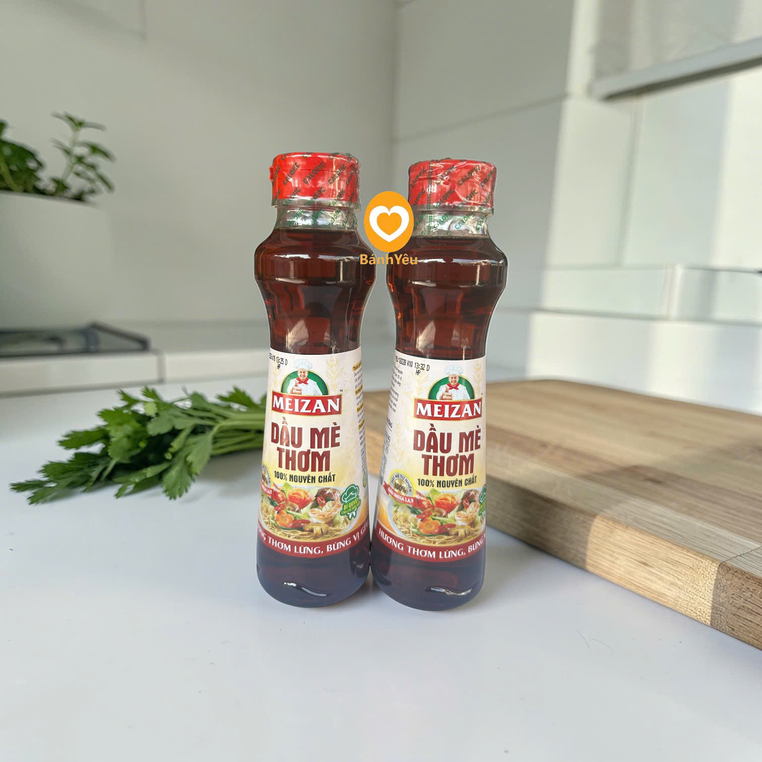 Dầu mè thơm Meizan Chai 250ml - Hương mè thơm đặc trưng giúp món ăn thêm hấp dẫn
