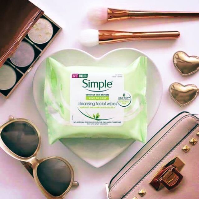 Khăn Giấy Tẩy Trang Simple Cleansing Facial Wipes - Khăn Ướt Tẩy Trang Dành Cho Cả Da Nhạy Cảm 25 tờ