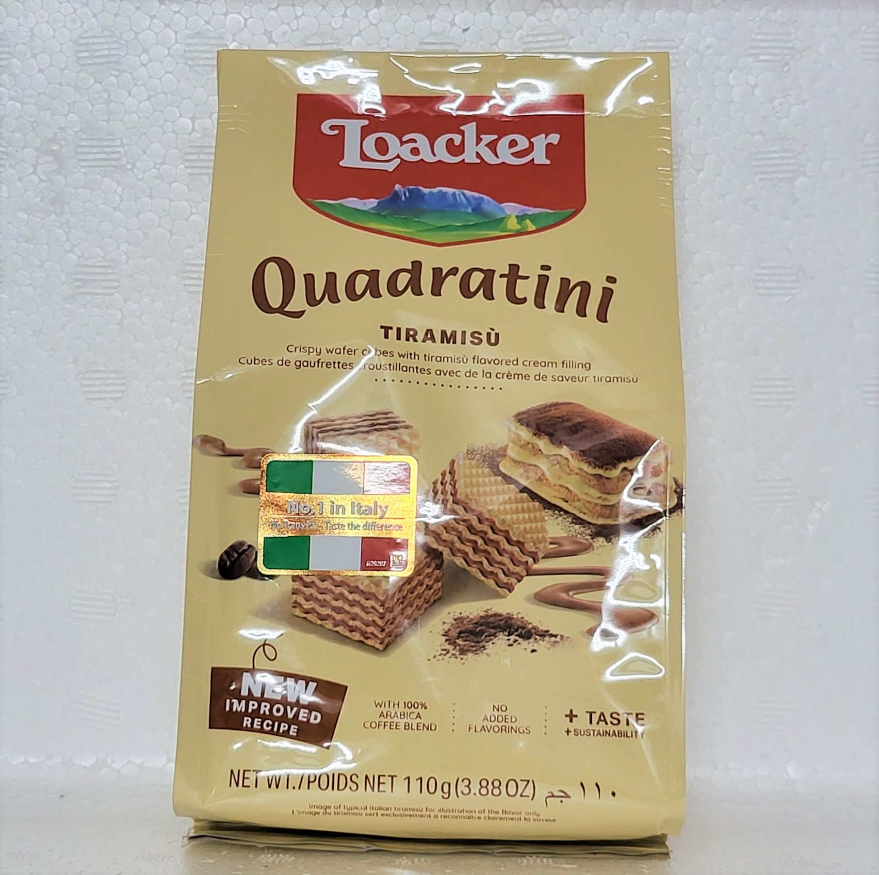 Bánh xốp dạng viên nhân kem loacker quadratini tiramisu