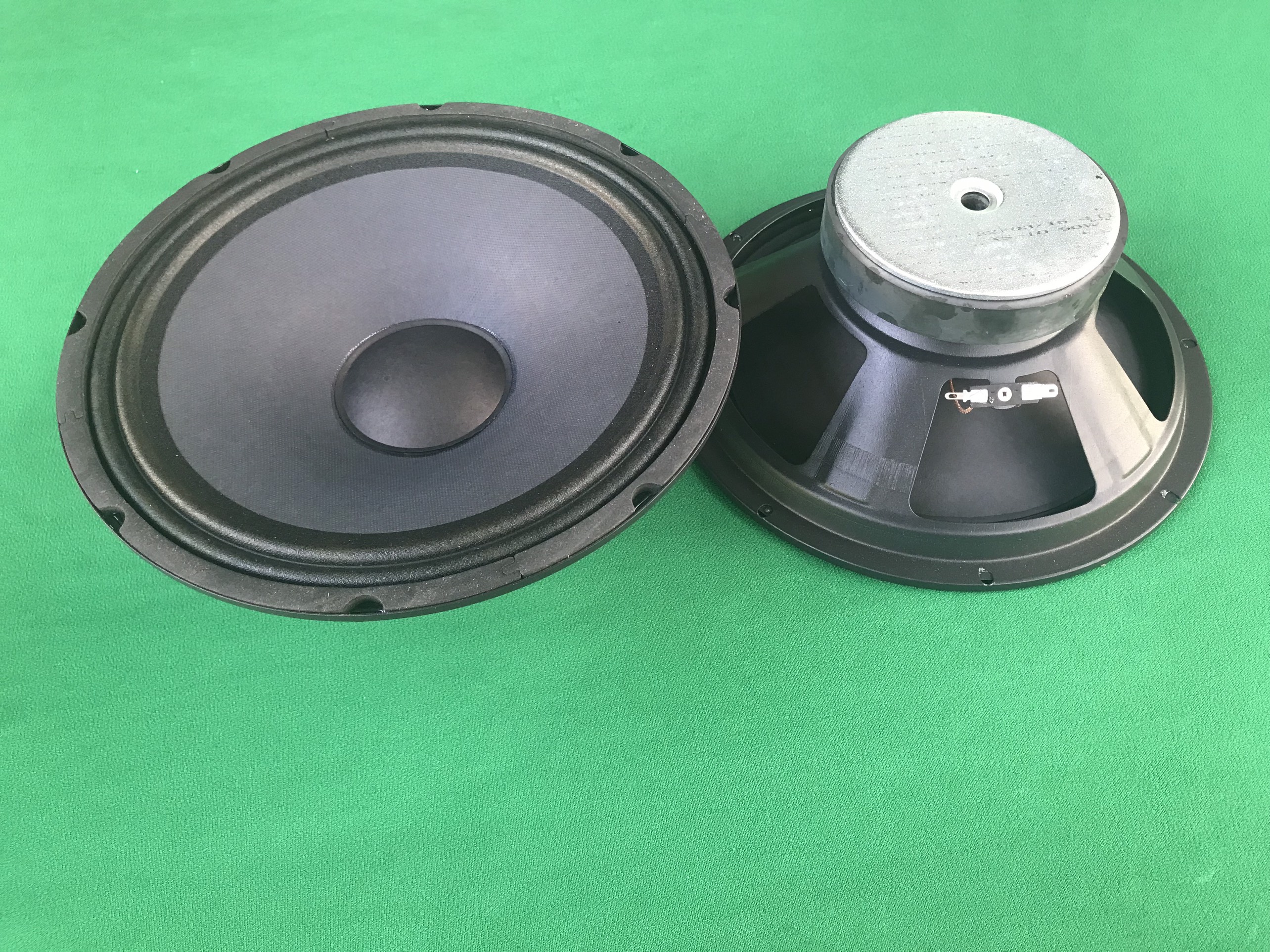 Loa bass 25cm,trở kháng 4 ohm,ráp loa kéo