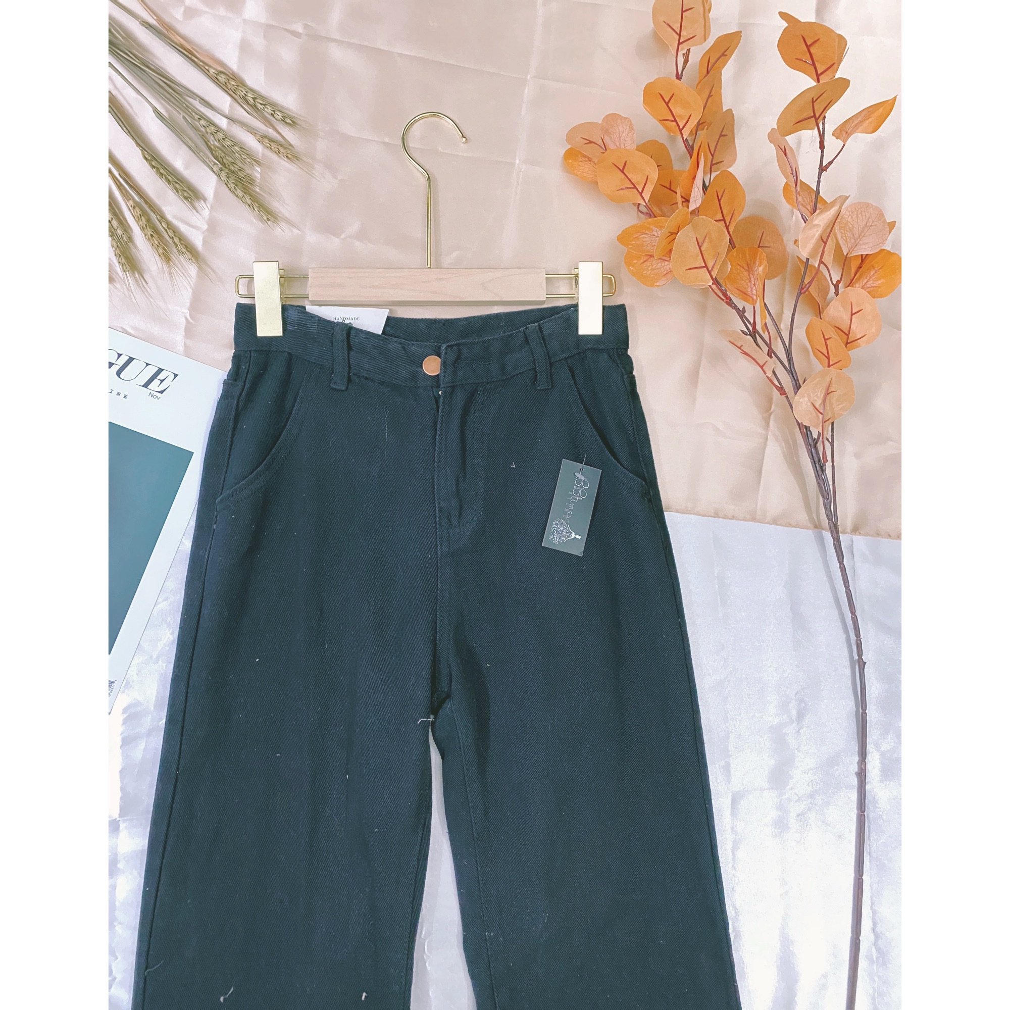 Quần jeans ống rộng