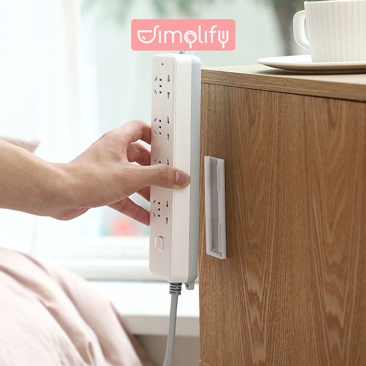 Miếng dán treo ổ cắm điện tiện lợi đa năng