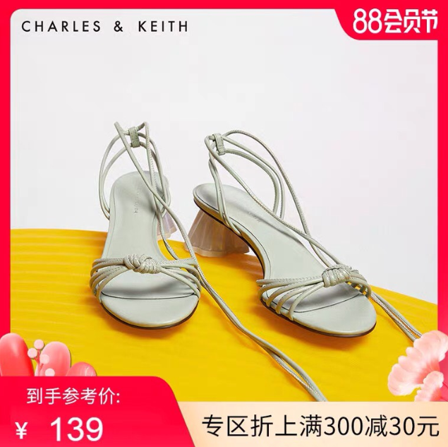 Guốc Charles & Keith