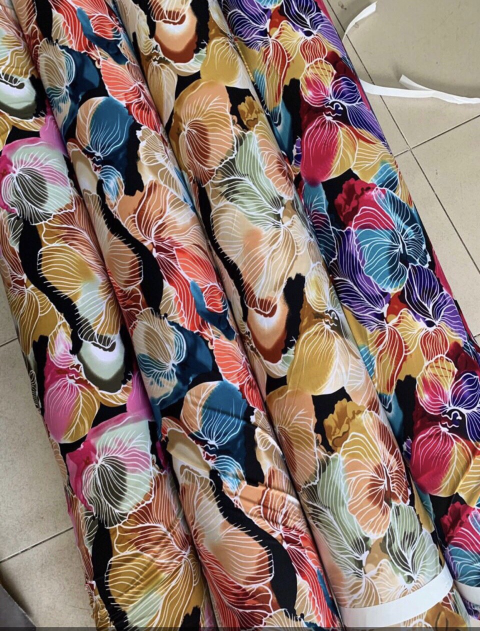 VẢI TƠ HOA VTH9-GIÁ 1 MÉT