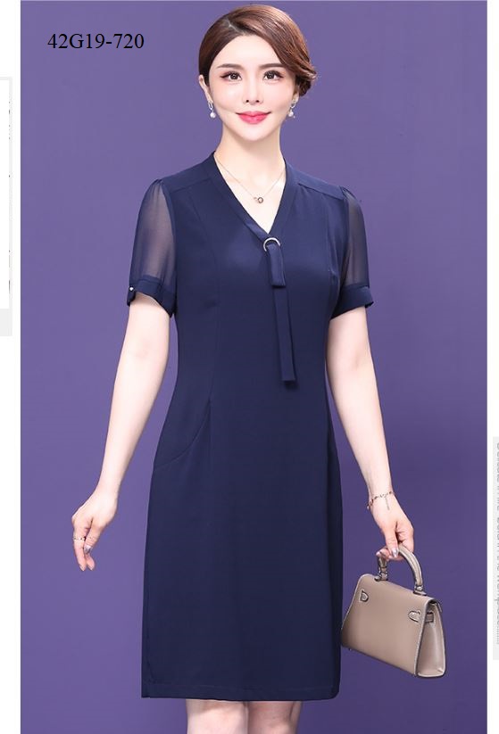 ĐẦM SUÔNG TRUNG NIÊN TAY NGẮN ĐƠN GIẢN