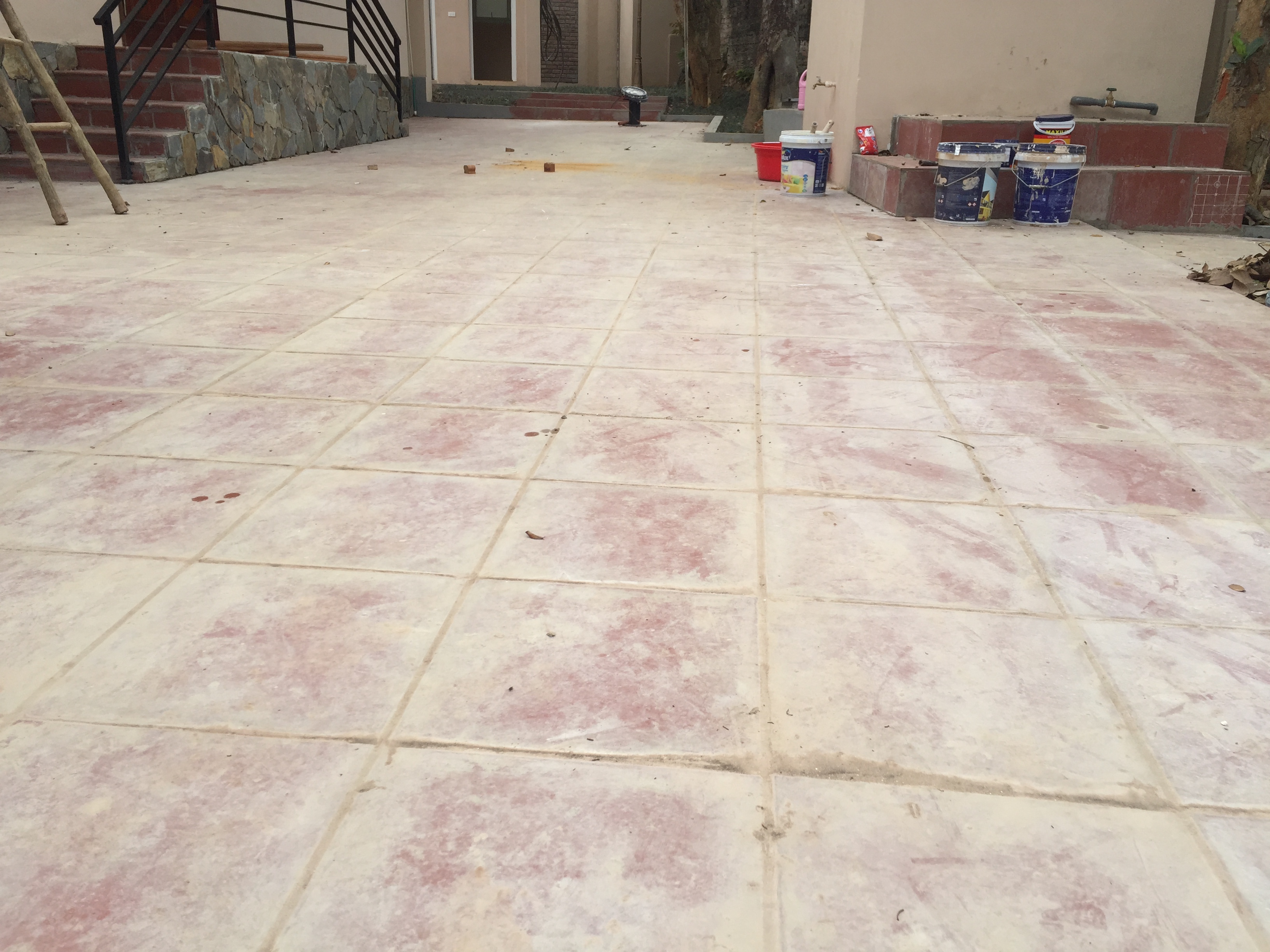 Nước tẩy xi măng HT01 1.8lit