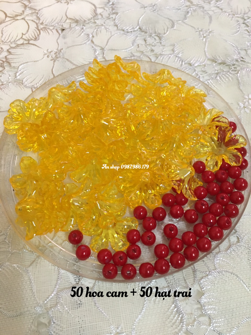 Combo 50 hoa pha lê 6 cánh+ 50 hạt nhị ( chỉ bao gồm hoa và hạt)  -- nguyên liệu làm cây kim tiền