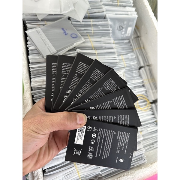 Pin vsmart bee 3 mới hãng v230