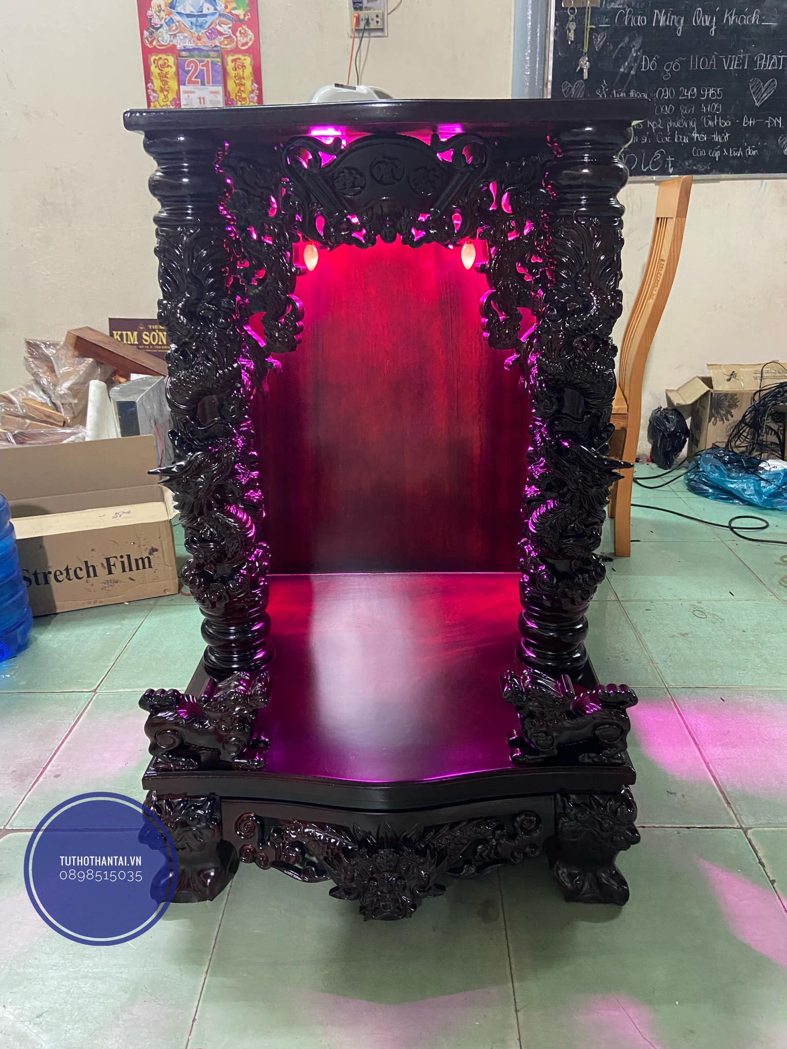 Bàn thờ thần tài ông địa mẫu rồng mây cao cấp 68 x 68 x 108cm, cặp tỳ hưu