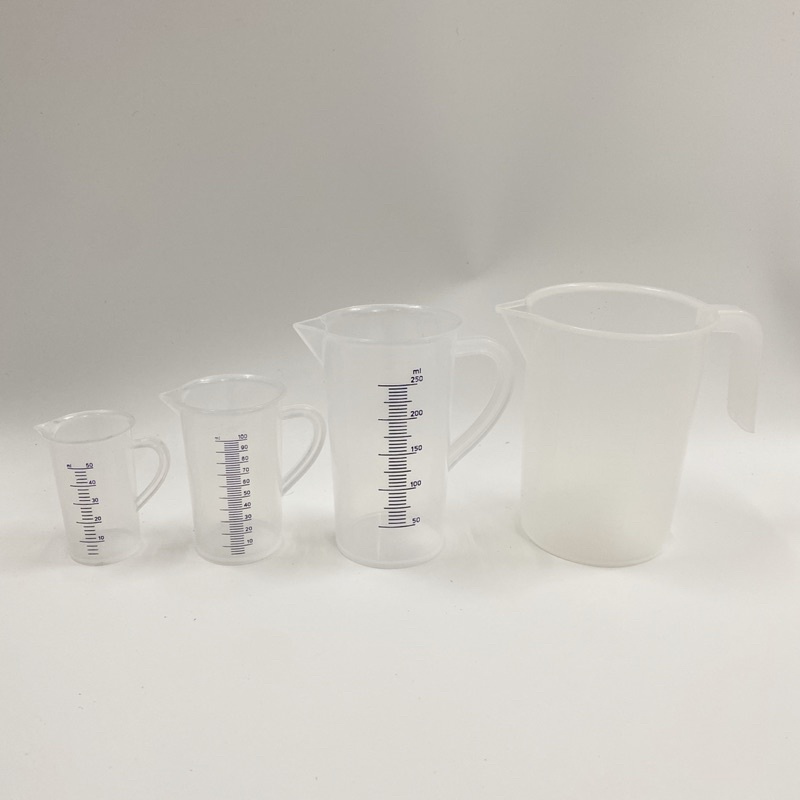 Ca đong nhựa chia vạch 50ml/100ml/250ml/500ml