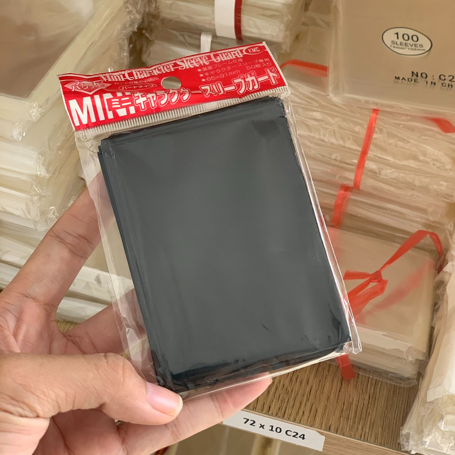 Sleeves - bọc bảo vệ bài cao cấp kmc - 6.4x9.0cm
