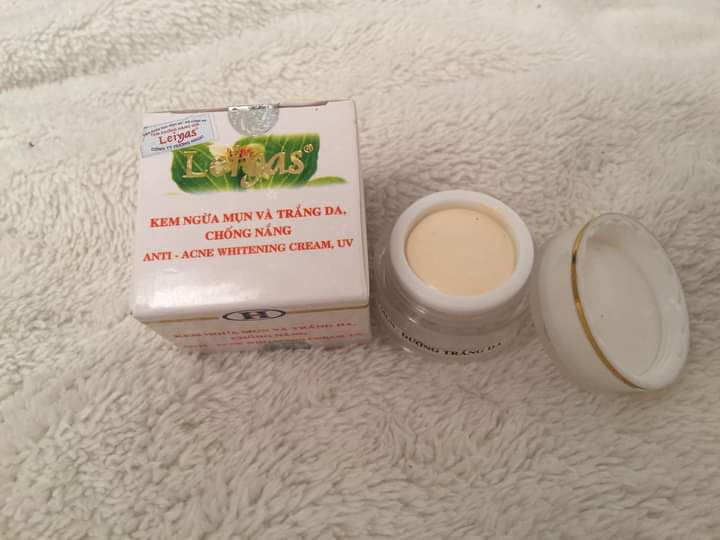 Kem trị mụn leiyas