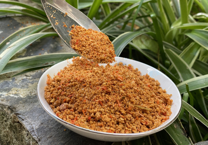 Muối tôm chính gốc Tây Ninh loại 1 hạt to hũ 500g cay