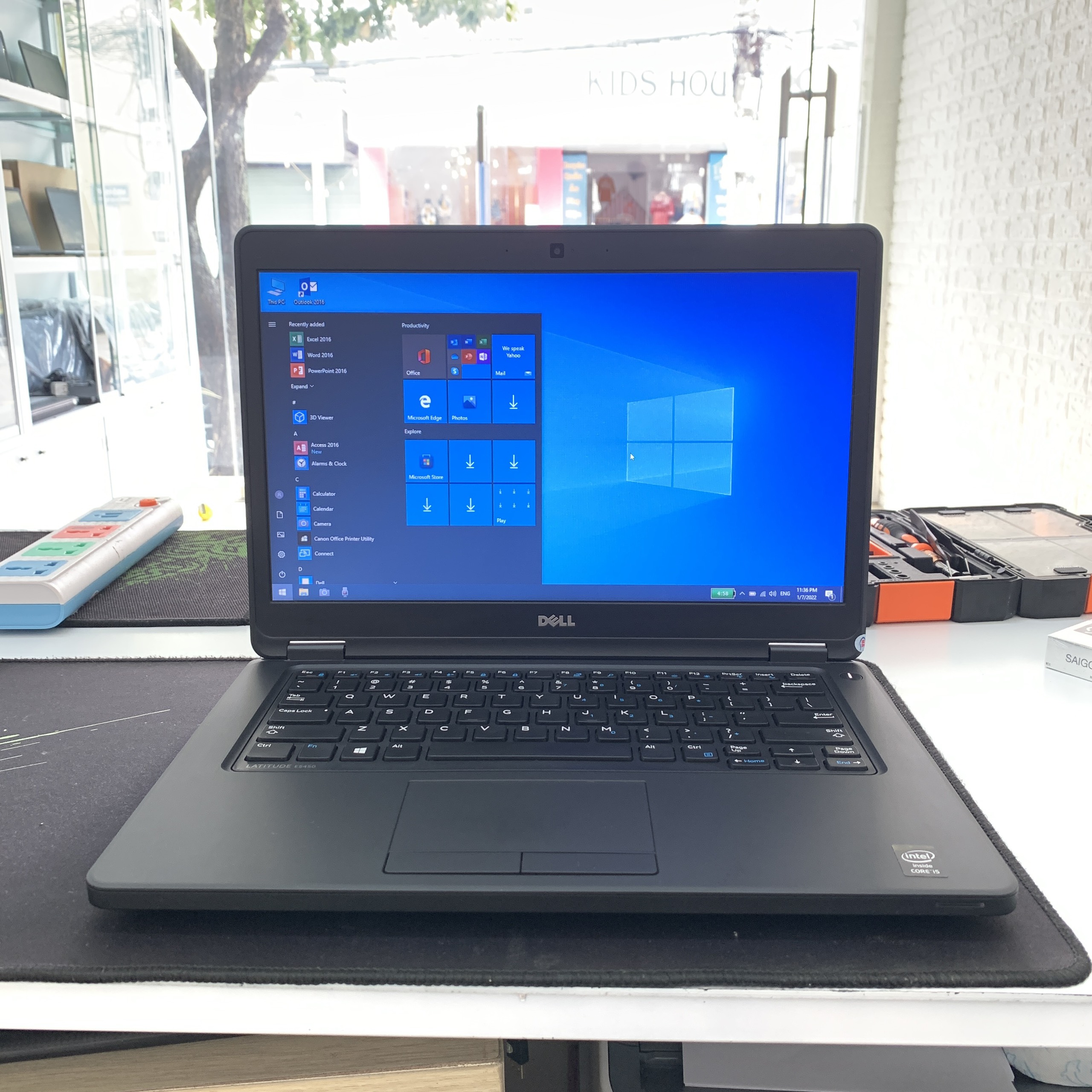Mới 99%) Laptop Dell Latitude E5450 i5-5300U RAM 4GB SSD 128GB Màn hình 14inch HD tặng balo, chuột không dây bảo hành 6 tháng Mới 99%) Laptop Dell Latitude E5450 i5-5300U RAM 4GB SSD 128GB Màn hình 14inch HD tặng balo, chuột không dây bảo hành 6 tháng
