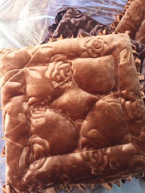 bộ thảm trải lót ghế gỗ