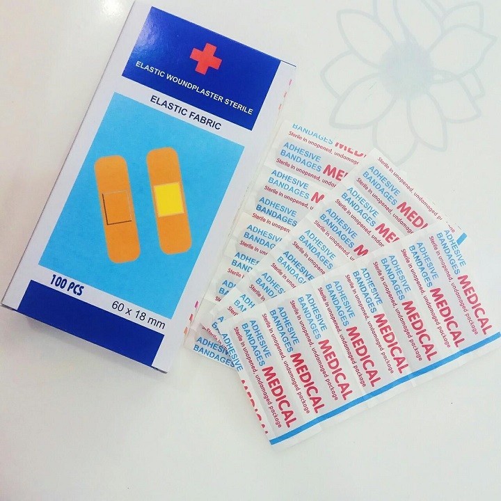 Băng cá nhân chữ thập - Hộp 100 cái