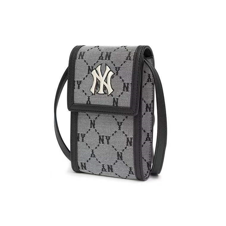 Túi Đeo Chéo MLB Monogram Jacquard Cross Bag Mini New York Yankees Brown