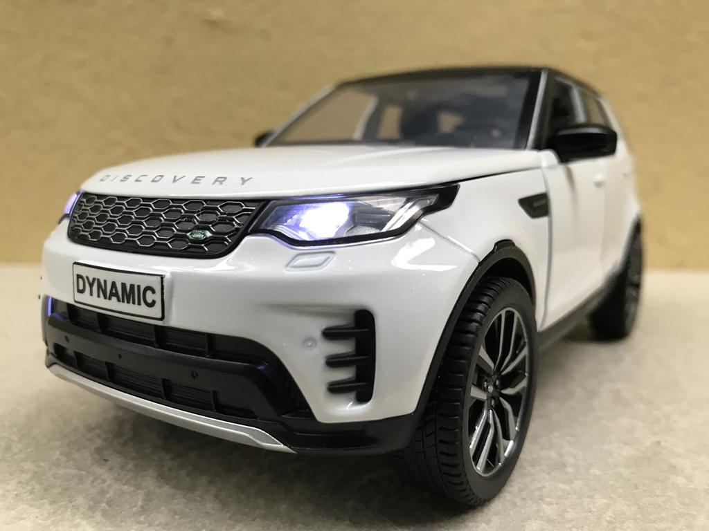 Mô hình xe land rover discovery dynamic 1:24
