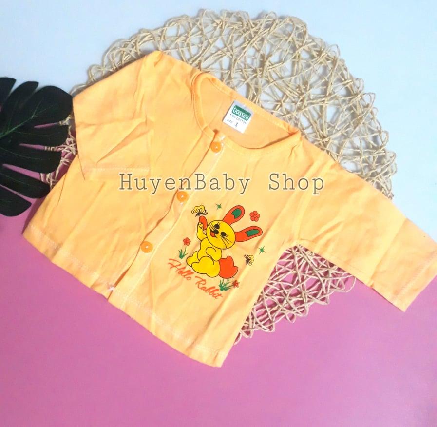 áo sơ sinh màu tay dài cúc giữa cho bé từ 0-12 tháng được may hoàn toàn từ chất liệu cotton, mềm mại và an toàn 1