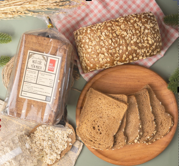 Bánh Mì Ngũ Cốc Yến Mạch 600Gr Thương Hiêu Gạch Đỏ Dành Cho Ăn Kiêng Healthy