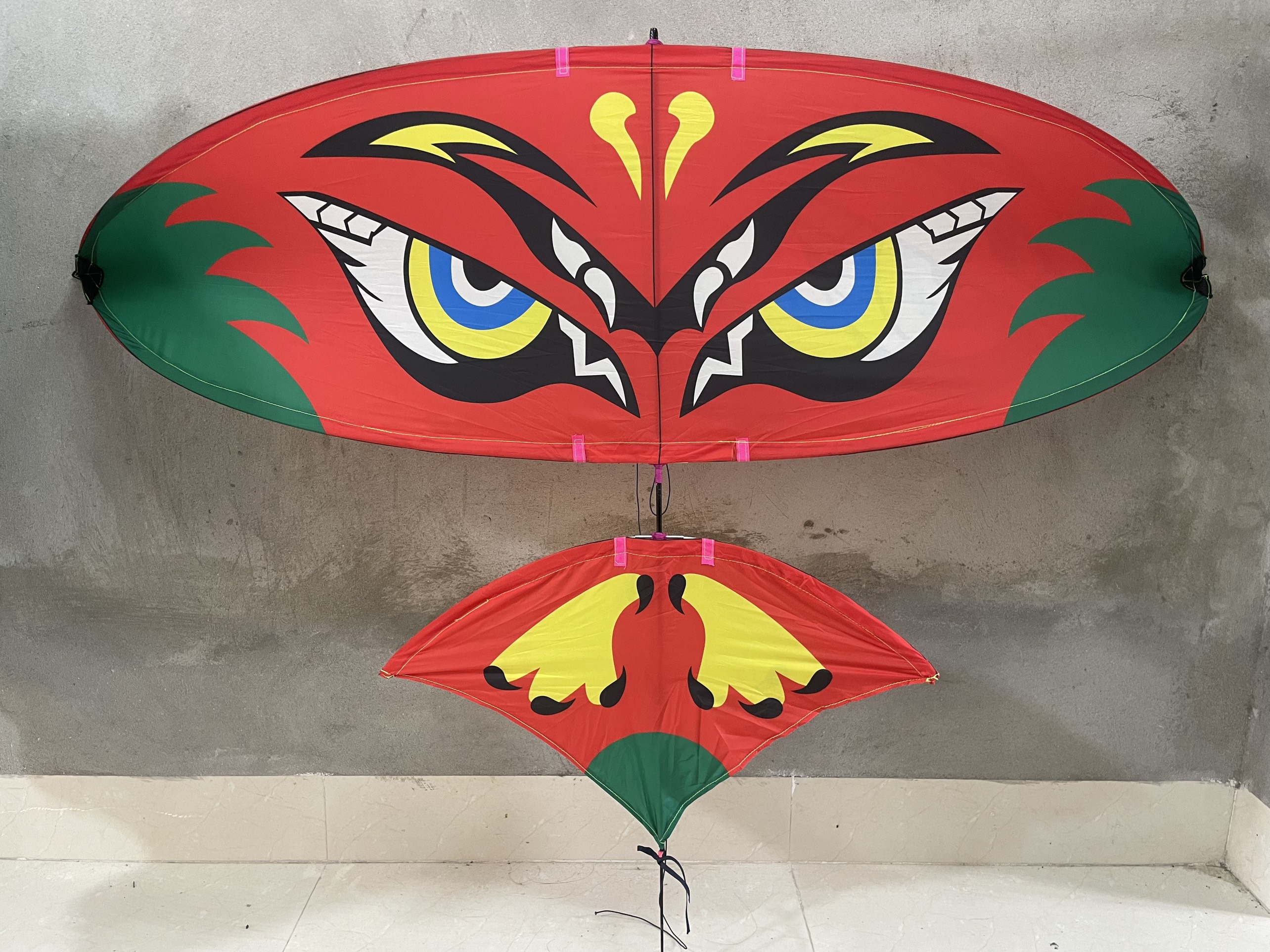 Diều 1m5 lắp ghép khung cacbon (gồm áo và khung như hình)