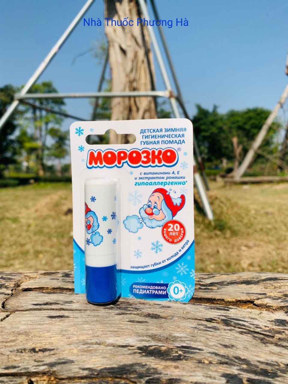 Son dưỡng môi Ông già tuyết không màu, chống nẻ