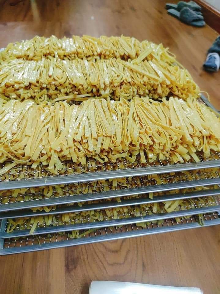 COMBO 10 GÓI MÌ VÁNG ĐẬU SỢI KHÔ ăn chay, ăn kiêng Keto/Das/Lowcarb/Eatclean 140K
