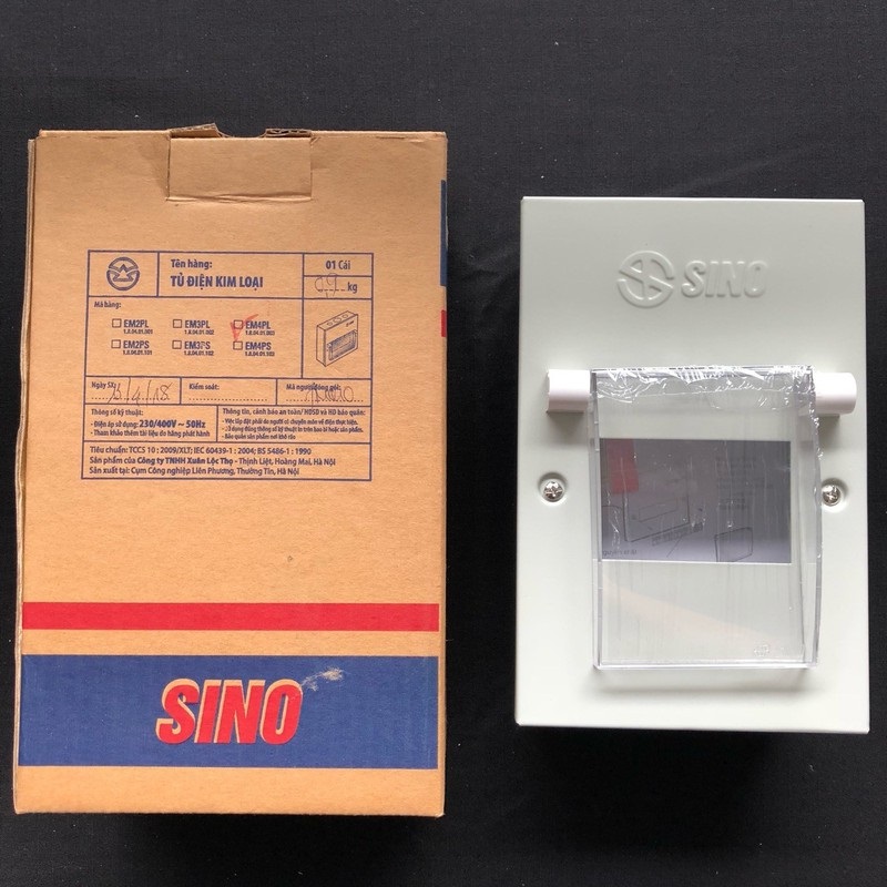 Tủ điện vỏ kim loại, tủ đựng cb 2,3,4,6,9,13,18 đường sino- hàng chính hãng