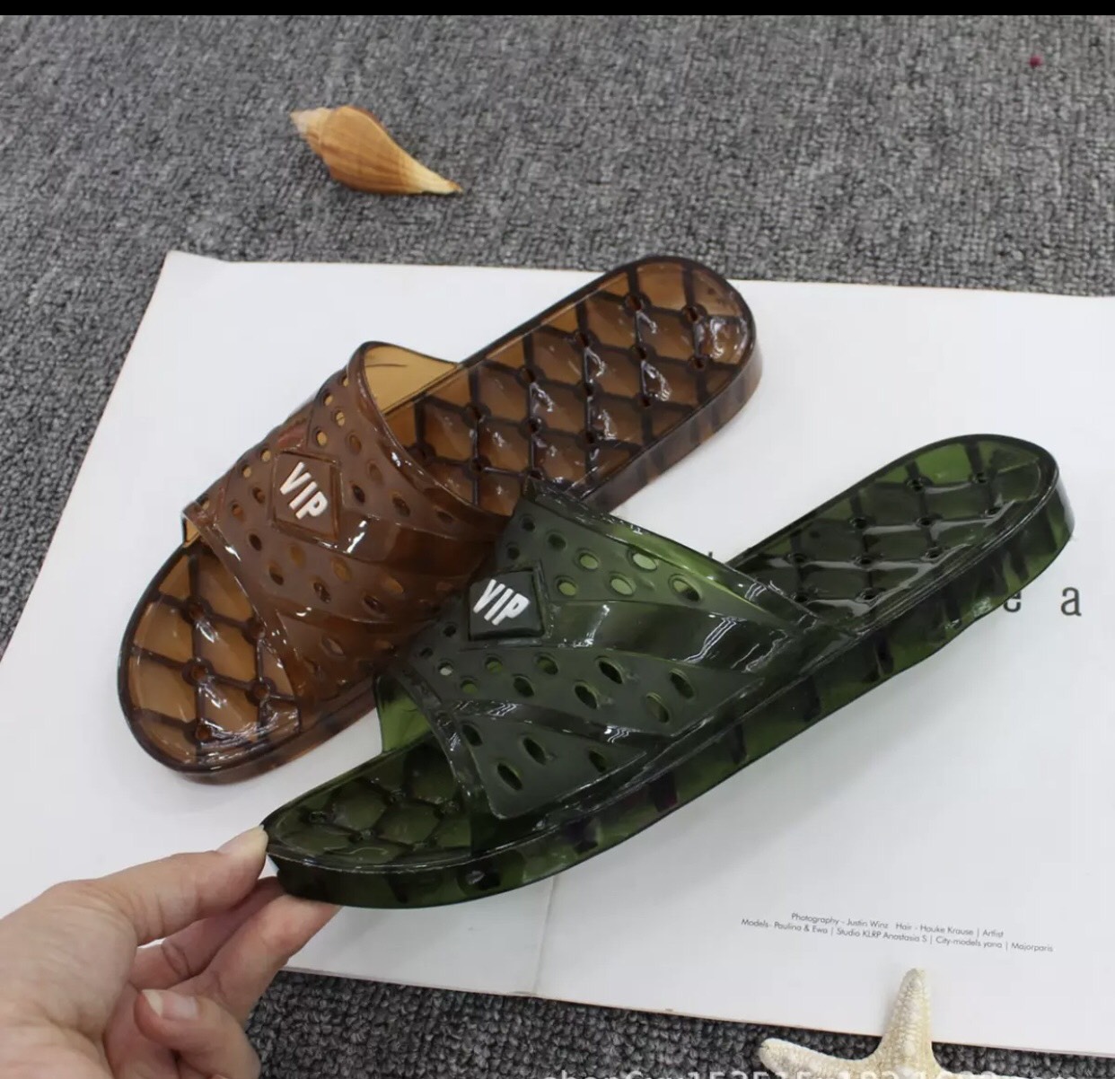 [Hoàn Tiền 15%]Dép lỗ VIP (nâu,xanh) đi trong nhà/nhà tắm/trong phòng siêu bền nhiều màu CHO NAM NỮ