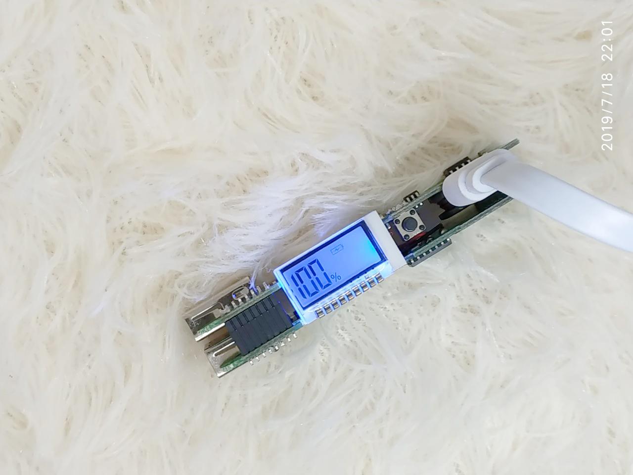 Mạch sạc dự phòng 5V2A có màn hình Xanh lá