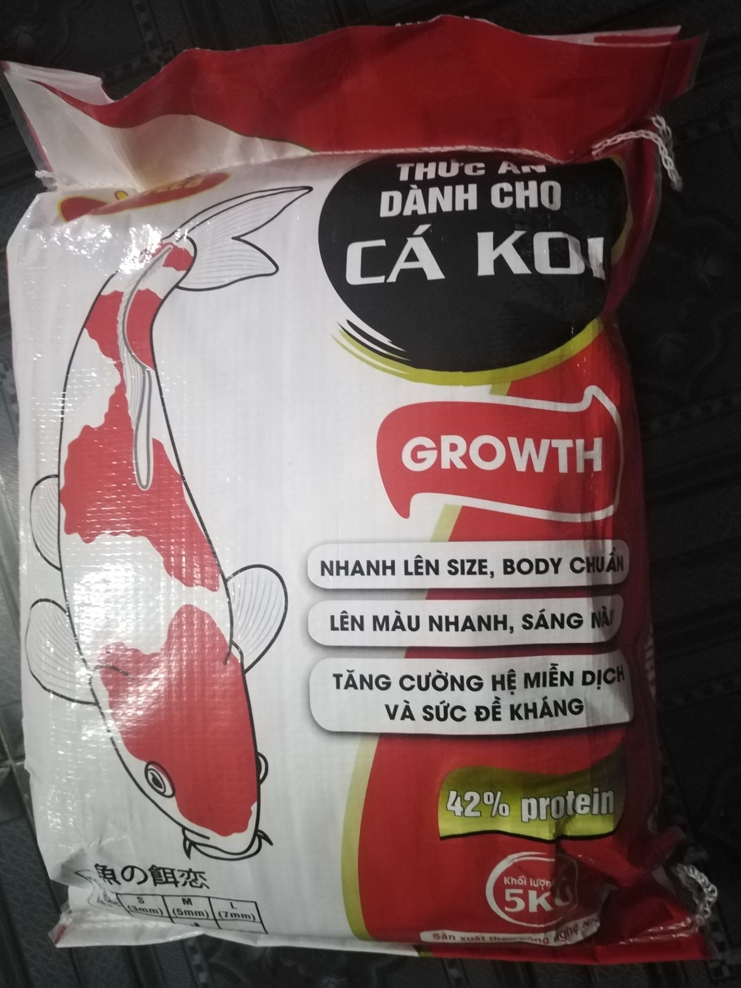 FREE SHIP MAX [HCM]Cám cá koi bao 5kg  GROWTH 42%đạm KING FEET