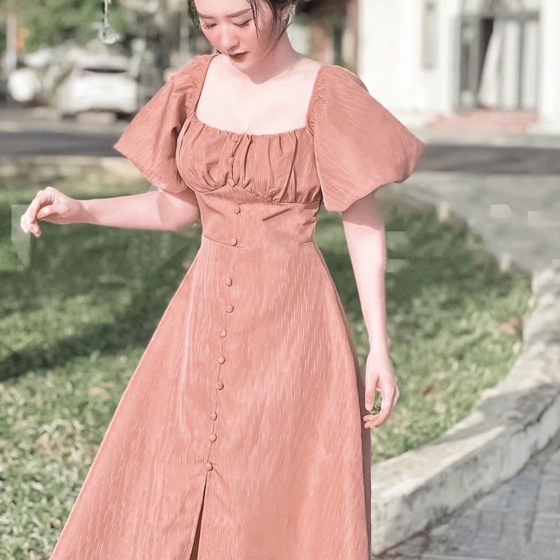 Đầm midi nâu cúp ngực nút bọc tay phồng