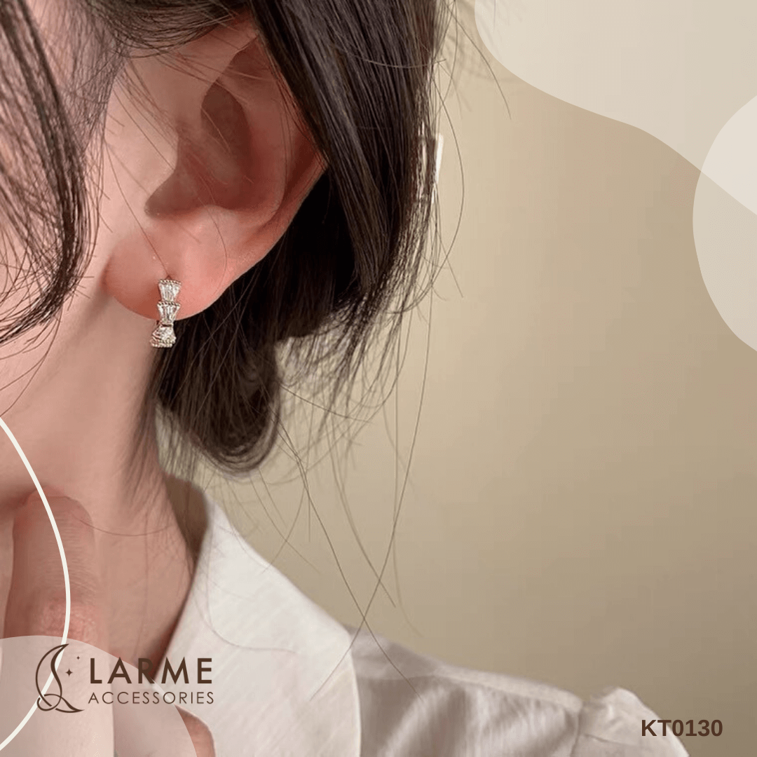 Khuyên tai, bông tai nụ dài đính đá lấp lánh Larme Accessories - KT0130
