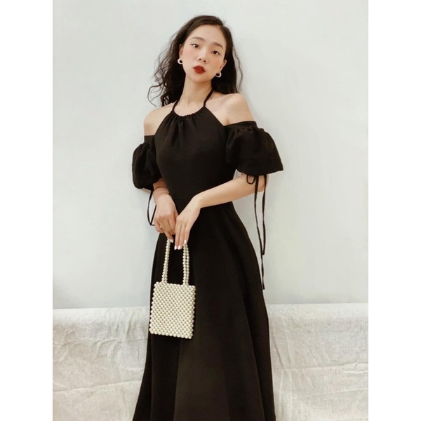 Đầm midi cổ yếm