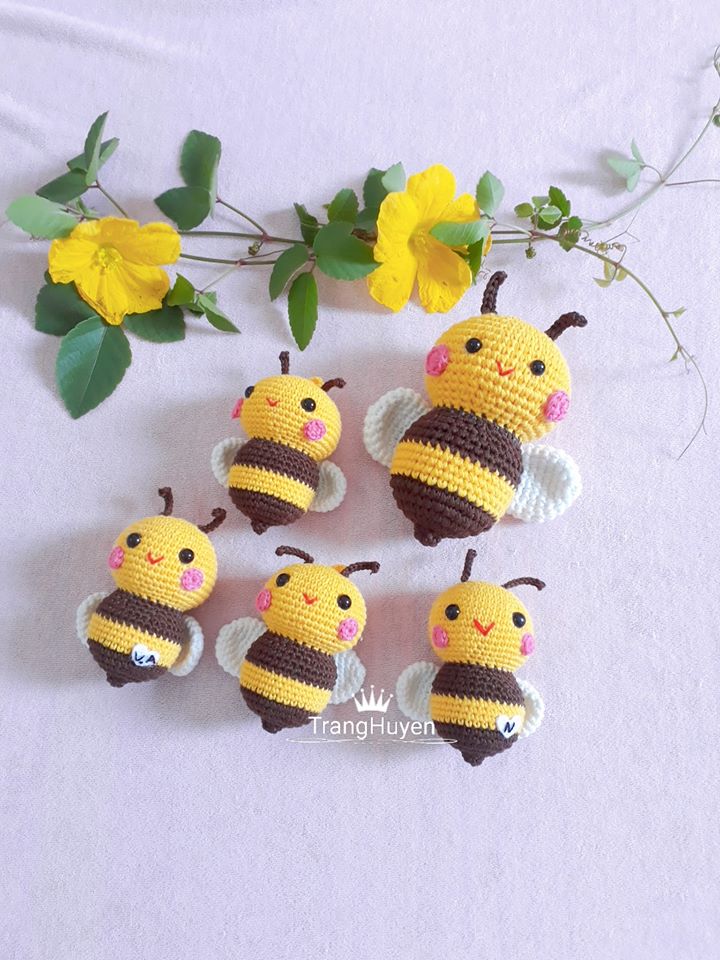 [HCM][SALE HOT 50%]Thú Len Móc Nhồi Bông Đom Đóm Jack Handmade Cho Fan Jack Cho Fan Đom Đóm Nhóm Jack Kicm Kích Thước 13cm Móc Tên Của Fan Theo Yêu Cầu Sản Phẩm Móc Bằng Len Mềm Êm An Toàn Bao Đẹp Bao Giá