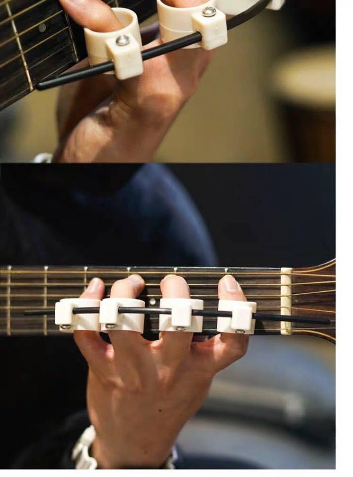 DỤNG CỤ TẬP GIÃN TÁCH NGÓN TAY LOẠI 1 (DỤNG CỤ TẬP TÁCH GUIÃN NGÓN HỖ TRỢ VIỆC TẬP ĐÀN GUITAR VÀ PIANO)