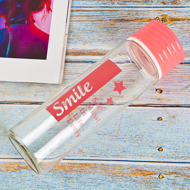 BÌNH THUỶ TINH ĐỰNG NƯỚC SMILE 500ML NẮP MÀU SẮC MS11