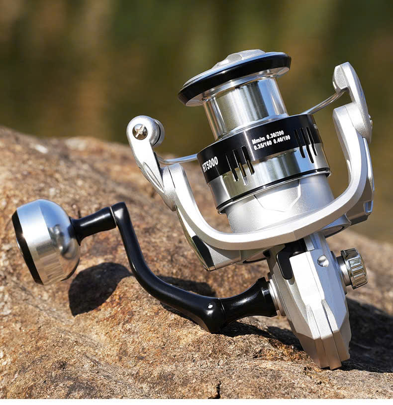 MÁY CÂU TAKUMI HT KIM LOẠI NÚM ĐỘ TRÒN MÁY SIÊU ÊM MƯỢT TẢI CÁ KHỎE