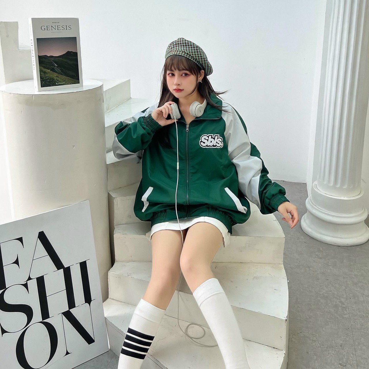 Áo khoác nam nữ, áo khoác dù bomber in chữ sbls hàng 2 lớp fom to rộng phối 2 màu ann boutique