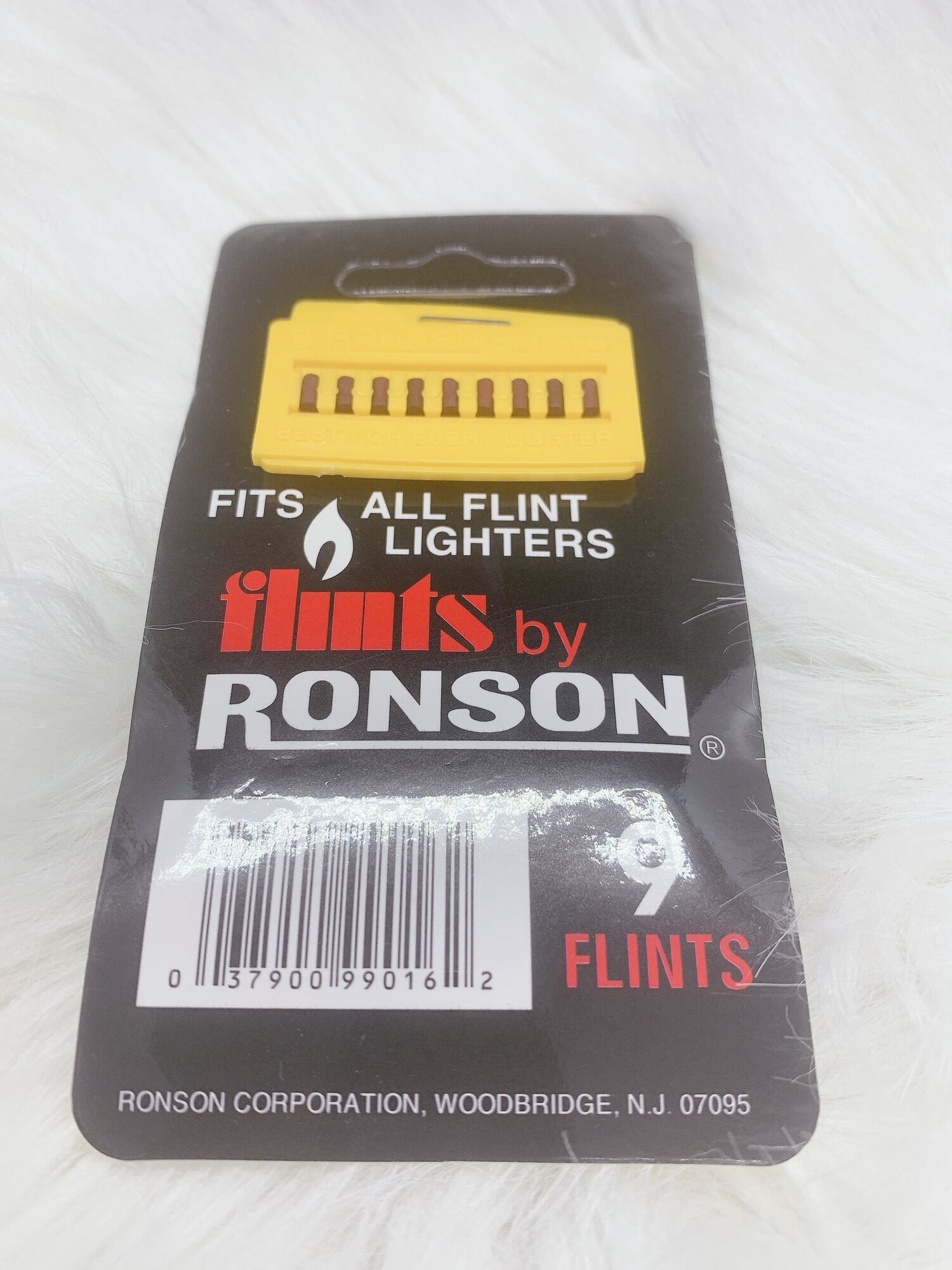 Đá đỏ Zippo Ronson phụ kiện dùng kèm khi sử dụng Zippo và các loại bật lửa.