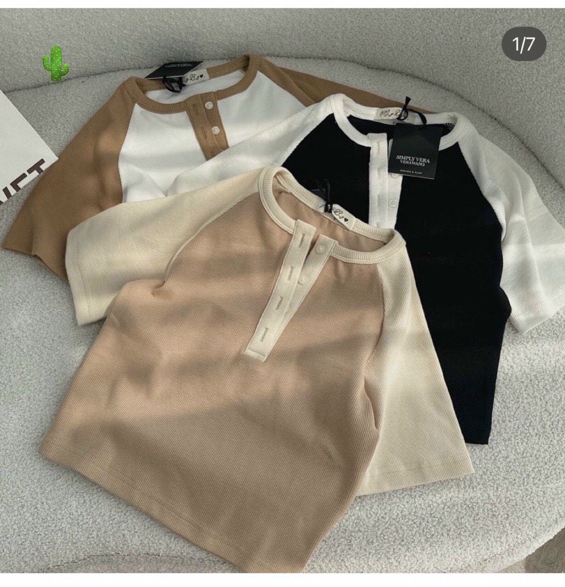 Áo thun croptop cổ xẻ v nhiều màu phối nút cổ xinh pc938439