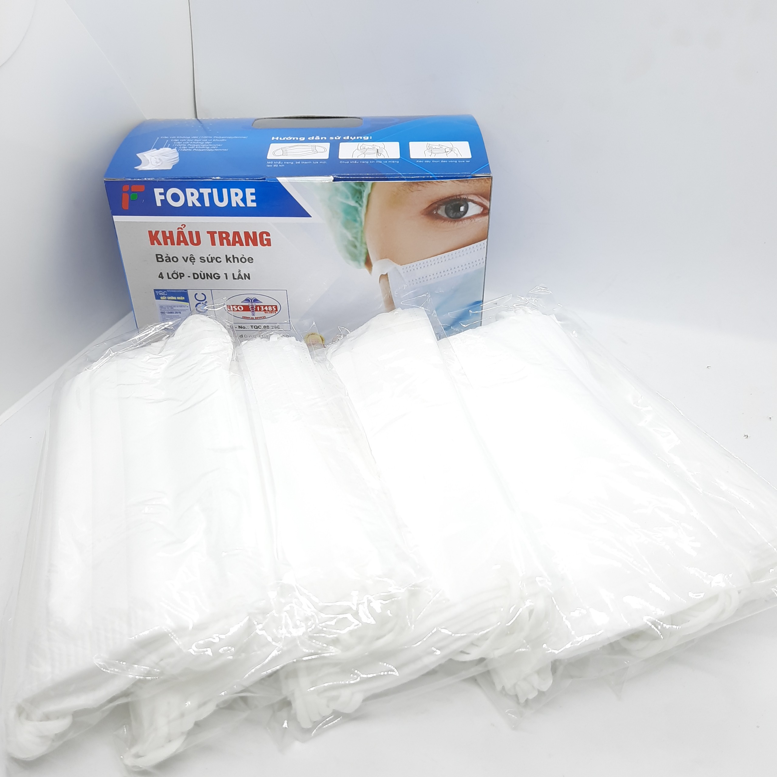 Khẩu trang y tế 4 lớp hộp 50 cái màu trắng FORTURE, Khẩu trang vải không dệt ngăn Virut khói bụi, Dùng 1 lần