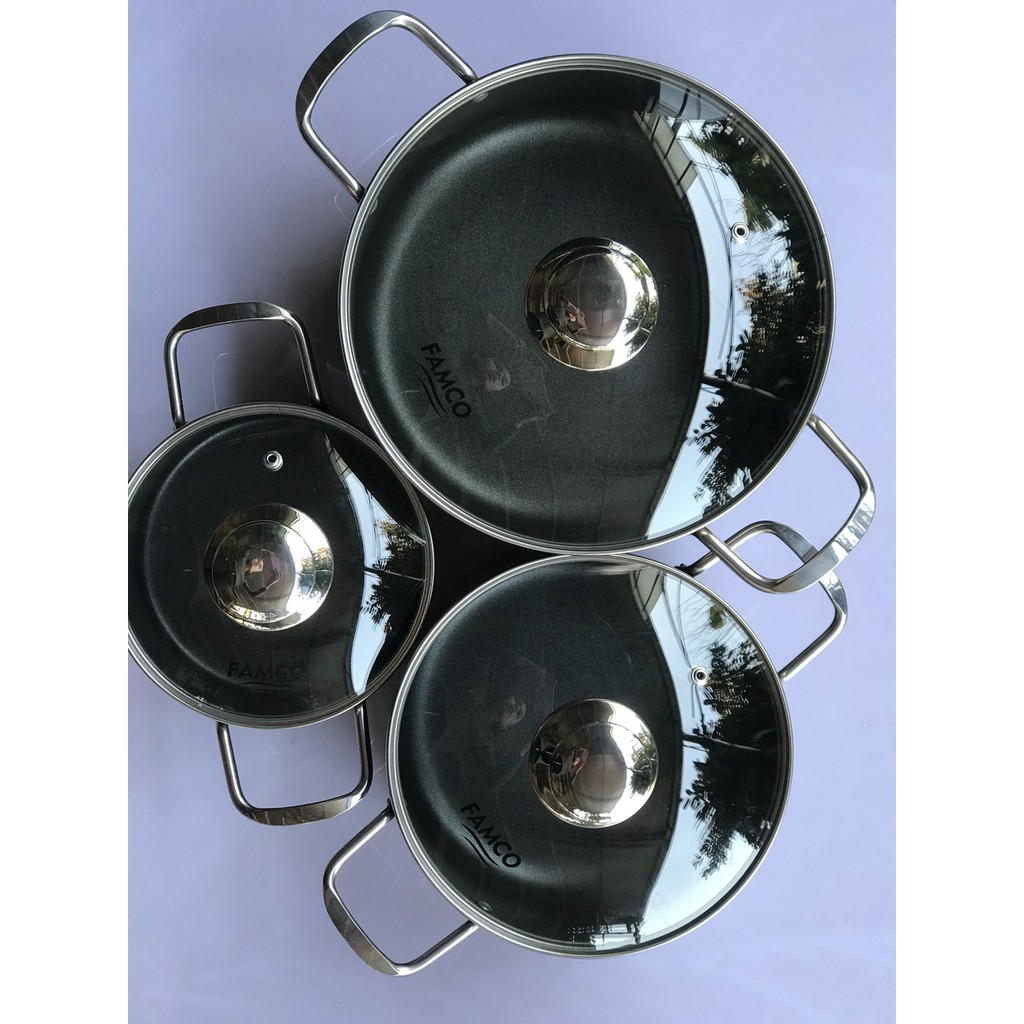 [Tặng tô thủy tinh cao cấp] Bộ 3 nồi nhôm chống dính cao cấp Famco 8102 sz 16,20,24cm, Đáy từ inox 430 giúp bắt nhiệt tốt, sử dụng trên mọi loại bếp, Vung nồi chắc chắn , kính cường lực chống va đập, Thân nhôm giữ nhiệt lâu