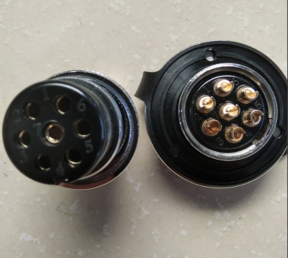 Bộ giắc cắm đực và cái M30 7 chân