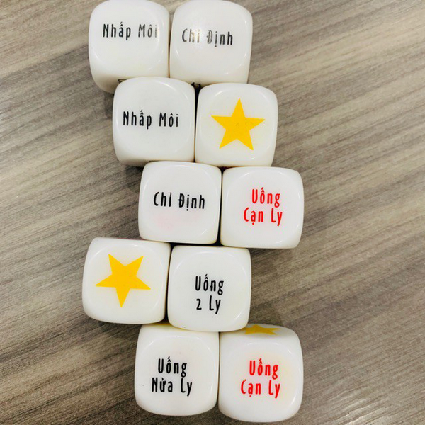 Combo 5 xúc xắc xí ngầu uống bia – 1 viên 6 mặt chữ