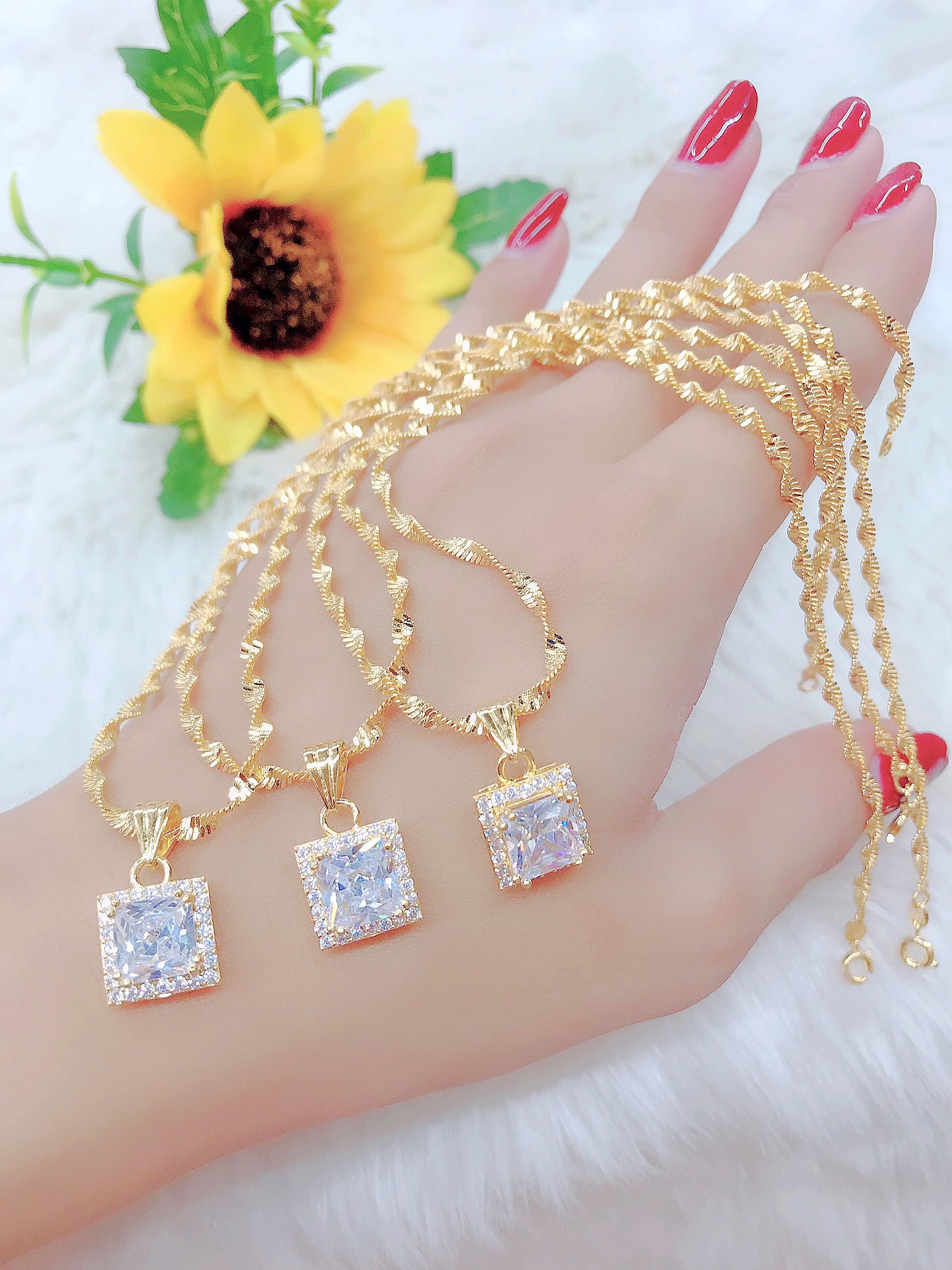 Dây Chuyền Nữ Cao Cấp Givi, Sáng Như Vàng Thật Givishop - D1705167 ( Cam Kết Không Đen, Không Ngứa, Chất Liệu Bạc Pha Hợp Kim Cao Cấp ) - Dây Chuyền Nữ Thiết Kế Phù Hợp Với Mọi Lứa Tuổi, Sử Dụng Đi Tiệc