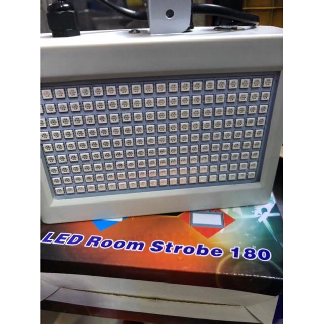Đèn led chớp nháy theo nhạc room strobe 220v, 180 bóng