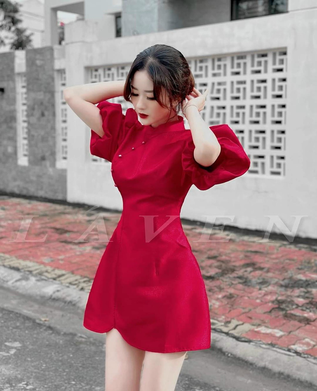 Đầm cổ tàu tay phồng cực xinh