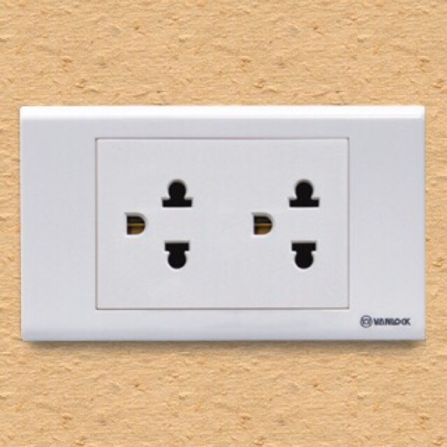 [HCM]Ổ đôi 3 chấu SINO